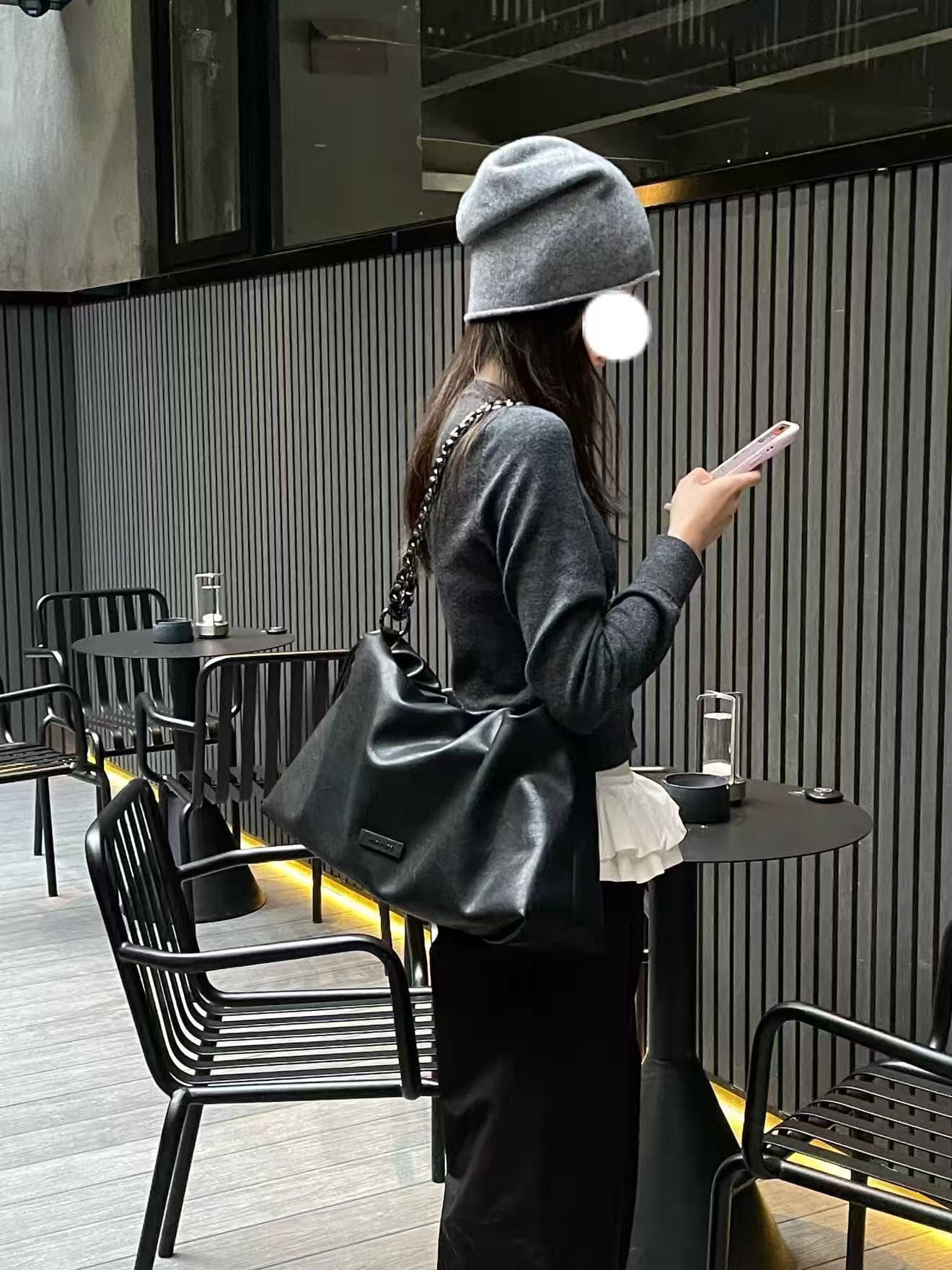 [Wang Yuwen Same Style] INJOYLIFE Chain Garbage Bag Autumn/Winter Commuter Tote Bag Shoulder Hobo Bag
