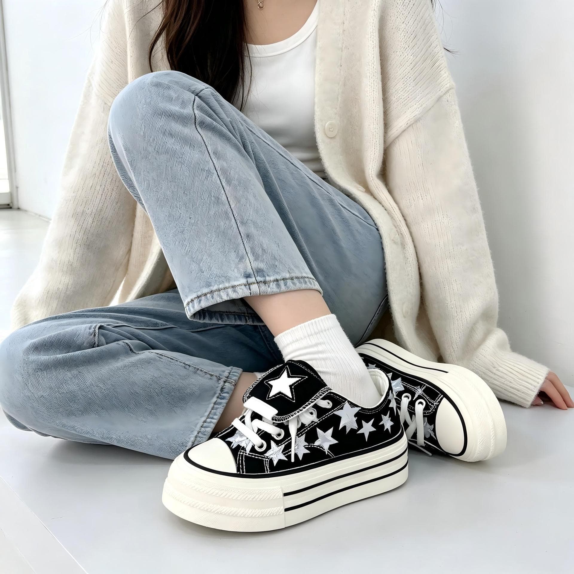 Star Canvas Shoes Women's 2026 Summer Simple Thick Sole Increased Soft Sole Comfortable Fashionable Western Style Versatile Student Shoes