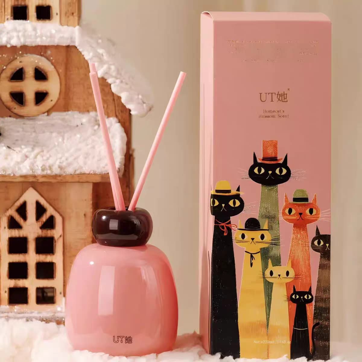 UT Pet-Friendly Flameless Aromatherapy for Indoor Cats, Plant-Based Essential Oil Fragrance, Home Diffuser Decoration Wholesale