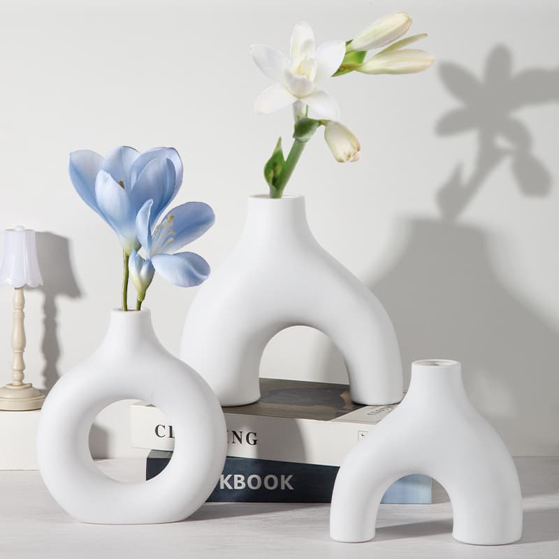 Factory wholesale creative vase imitation ceramic plastic vase festive ornament home decoration small vase two-piece set