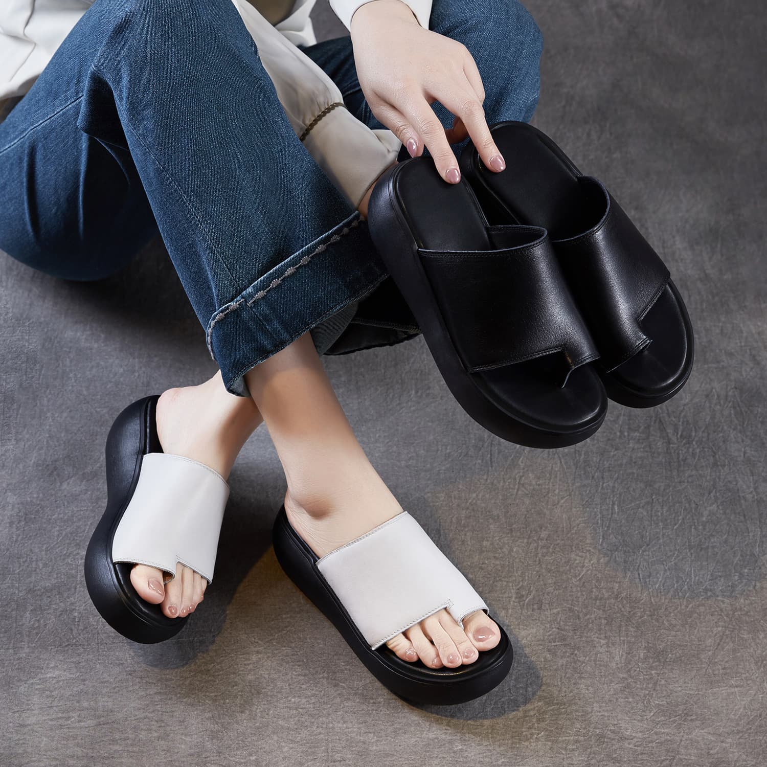 Top Layer Cowhide Toe-Post Sandals for Women 2026 Summer New Fashion Casual Thick-Soled Wedge Heel Flip-Flops